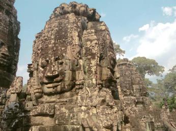 Bayon The Smiling Faces Of Angkor Thom Scarlet Scribbles